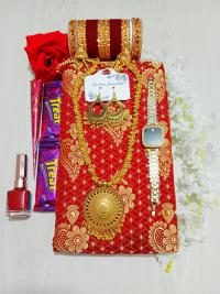 1728537739_S_3 আকর্ষণীয় শাড়ী গিফট কম্ব সেট