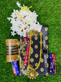 1737134773_S_1 আকর্ষণীয় শাড়ী গিফট কম্ব সেট