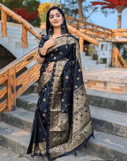 Japani Silk Sharee with Blouse Piece